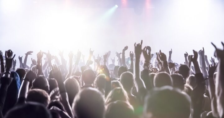 magiczny-koncert-wojciecha-g--ssowskiego-na-zamku--auto-1776