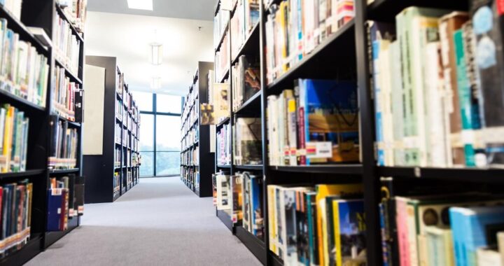 dyskusyjny-klub-ksi----ki-zaprasza-na-rozmow---o-b-auto-6417