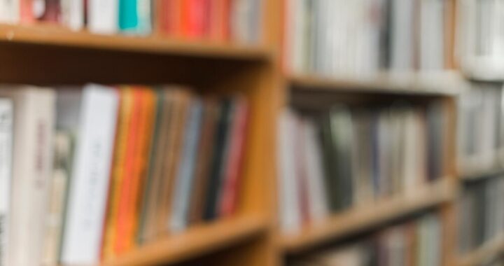 kwiaty-wr--ci--y-do-biblioteki-na-czy--ykowie------auto-6203